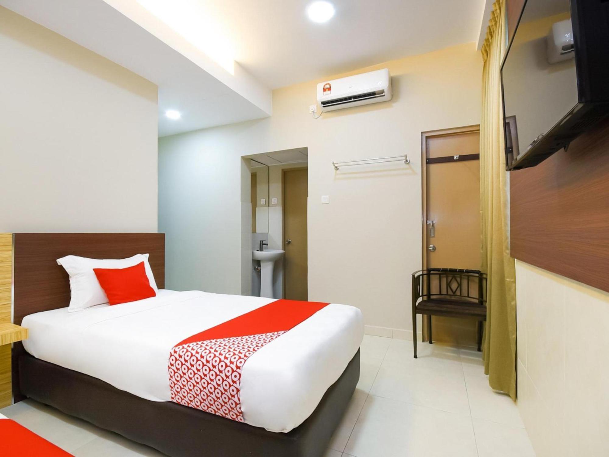 Oyo 1023 La Mirina Boutique Inn Экстерьер фото