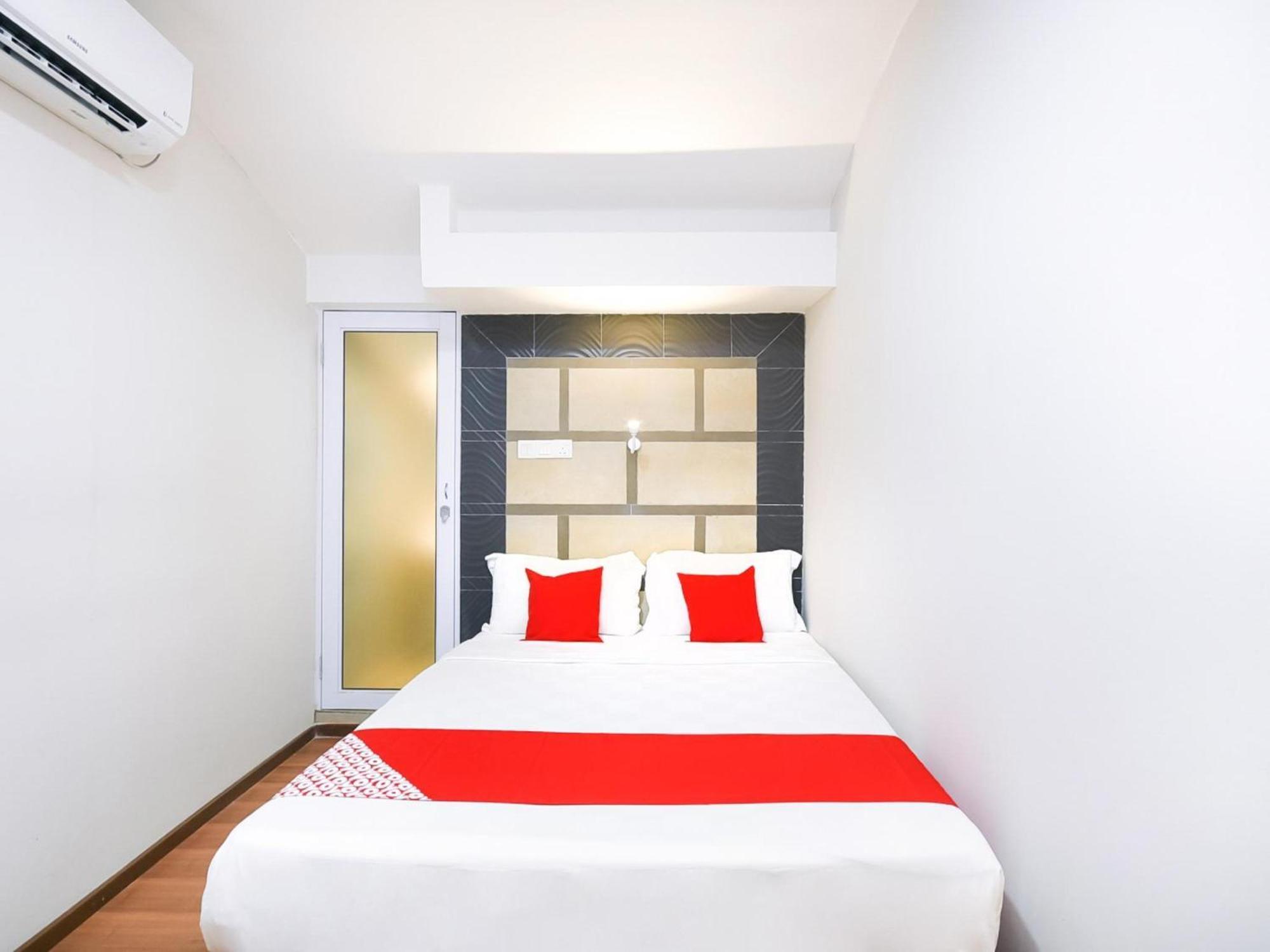 Oyo 1023 La Mirina Boutique Inn Экстерьер фото
